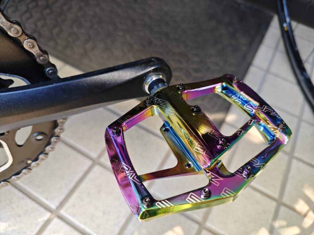 スパカズ　サイクリングペダル　ePedals